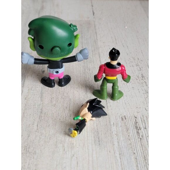 Teen Titans Beast Boy Robin action figure playset toy - Picture 7 of 7